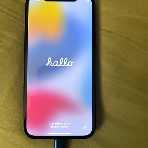 NEW Boxed IPhone 12 MGF43LL/A 64GB Apple iPhone Black Model A2172 New Unlocked - Picture 1 of 12